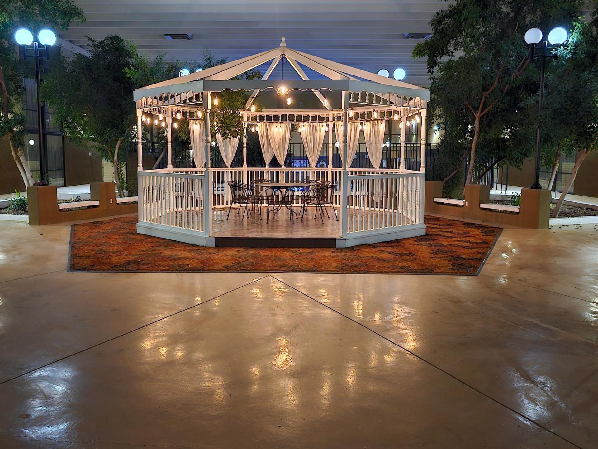 Clarion Inn & Suites Roswell