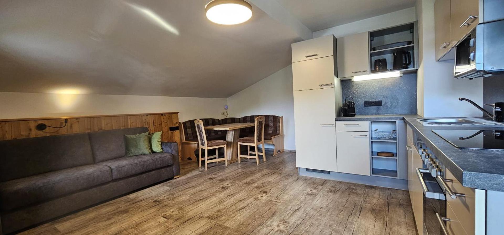 Kitchen or kitchenette