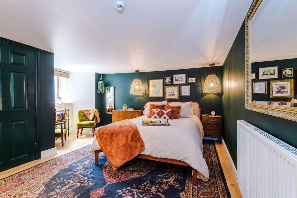 Rufloreo Flats 1a cosy and central