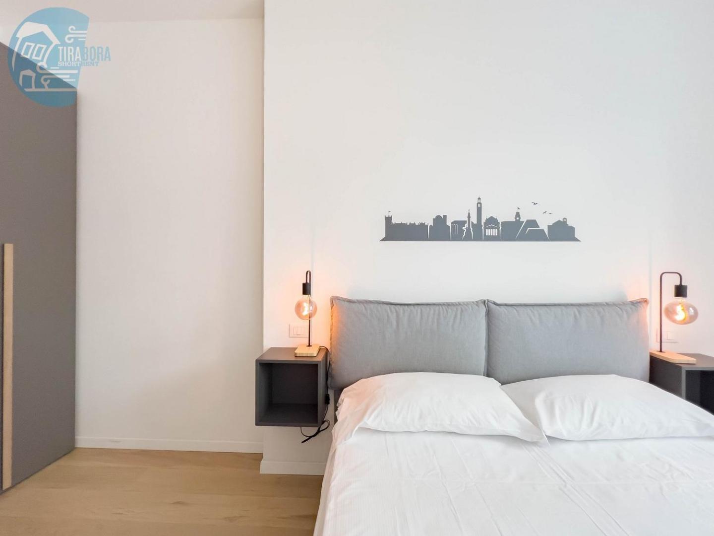 Imbriani 4C Tirabora Short Rent