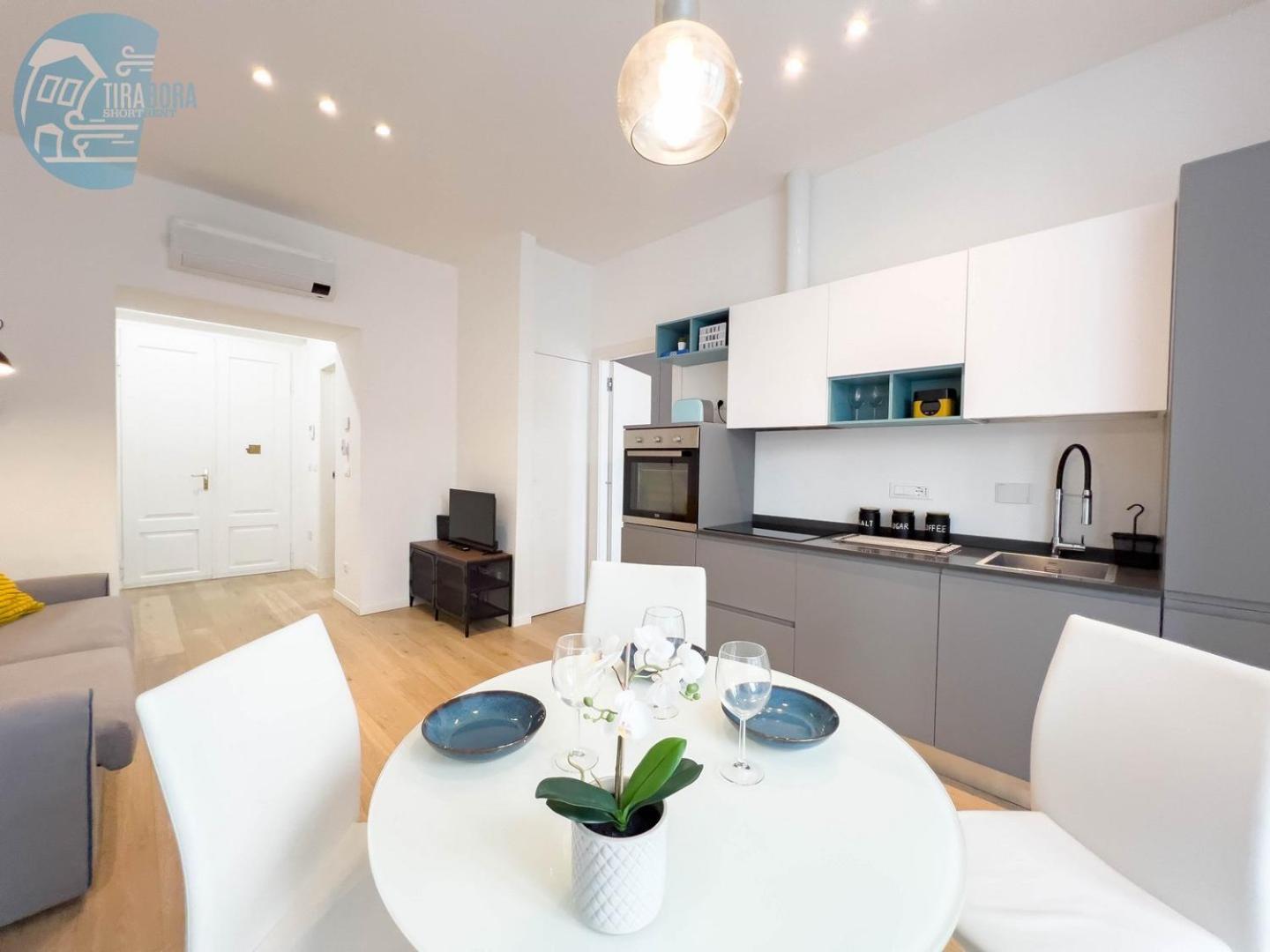 Imbriani 4C Tirabora Short Rent