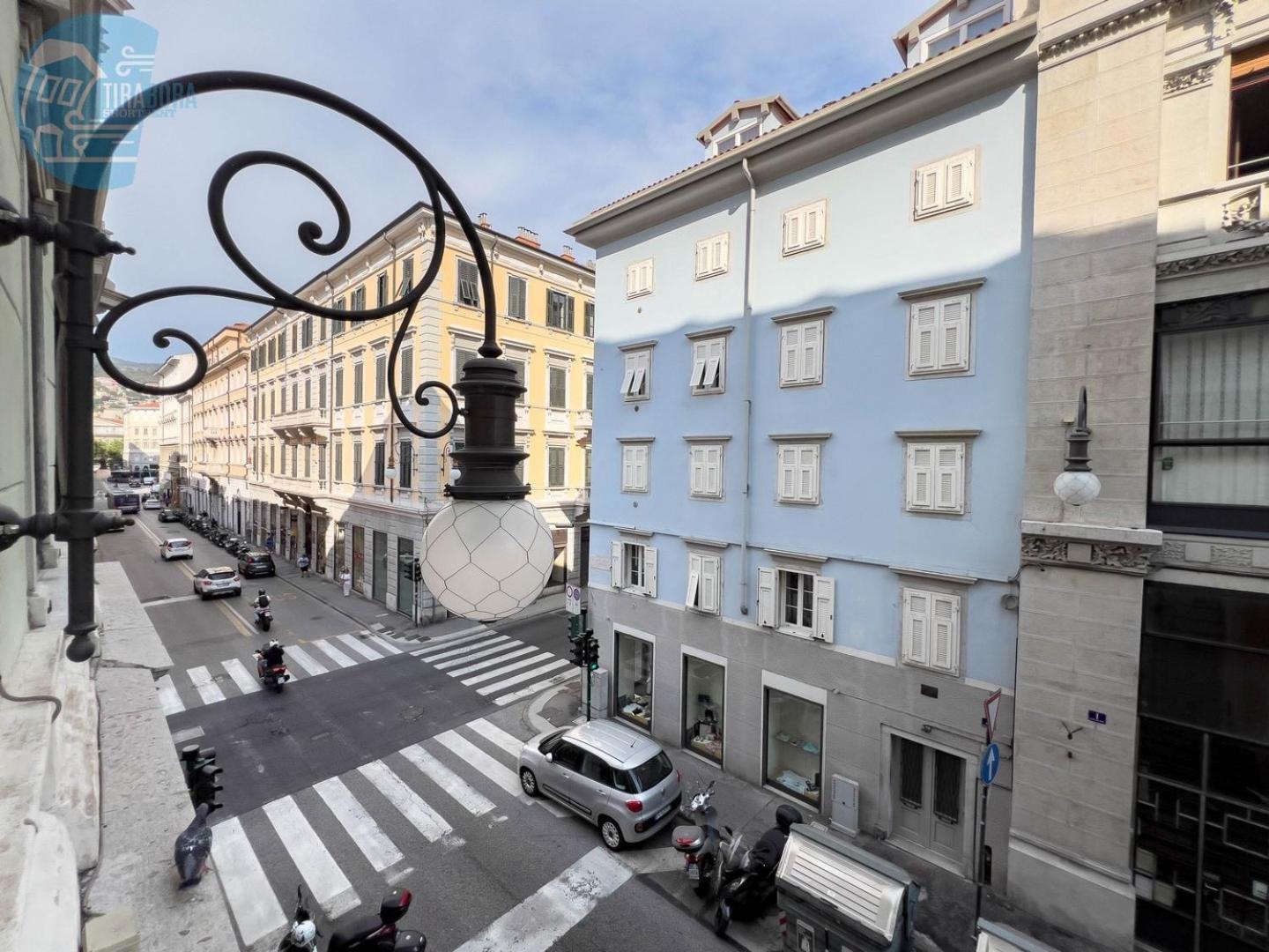 Imbriani 4C Tirabora Short Rent