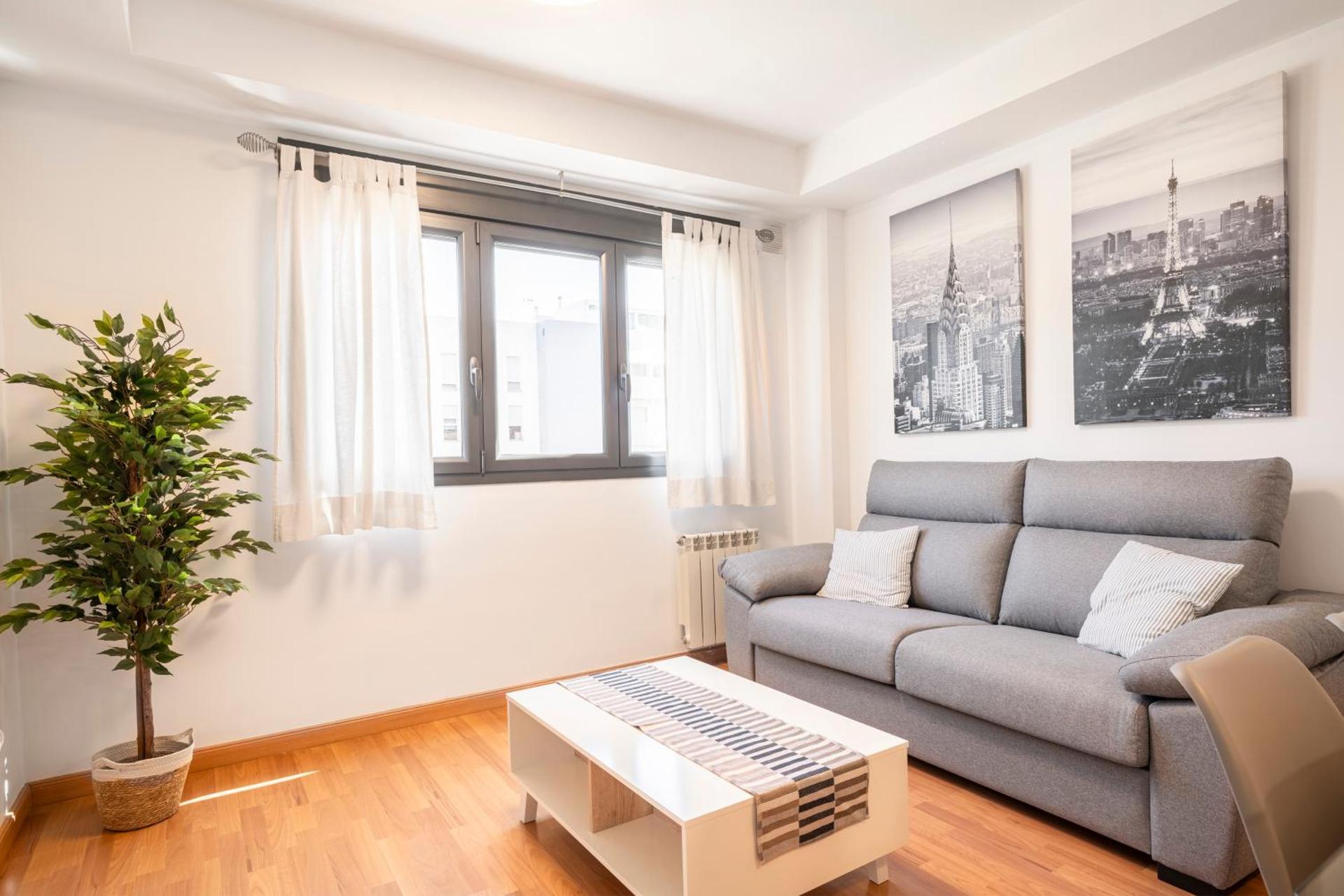 EnjoyGranada EMIR 3B y Parking