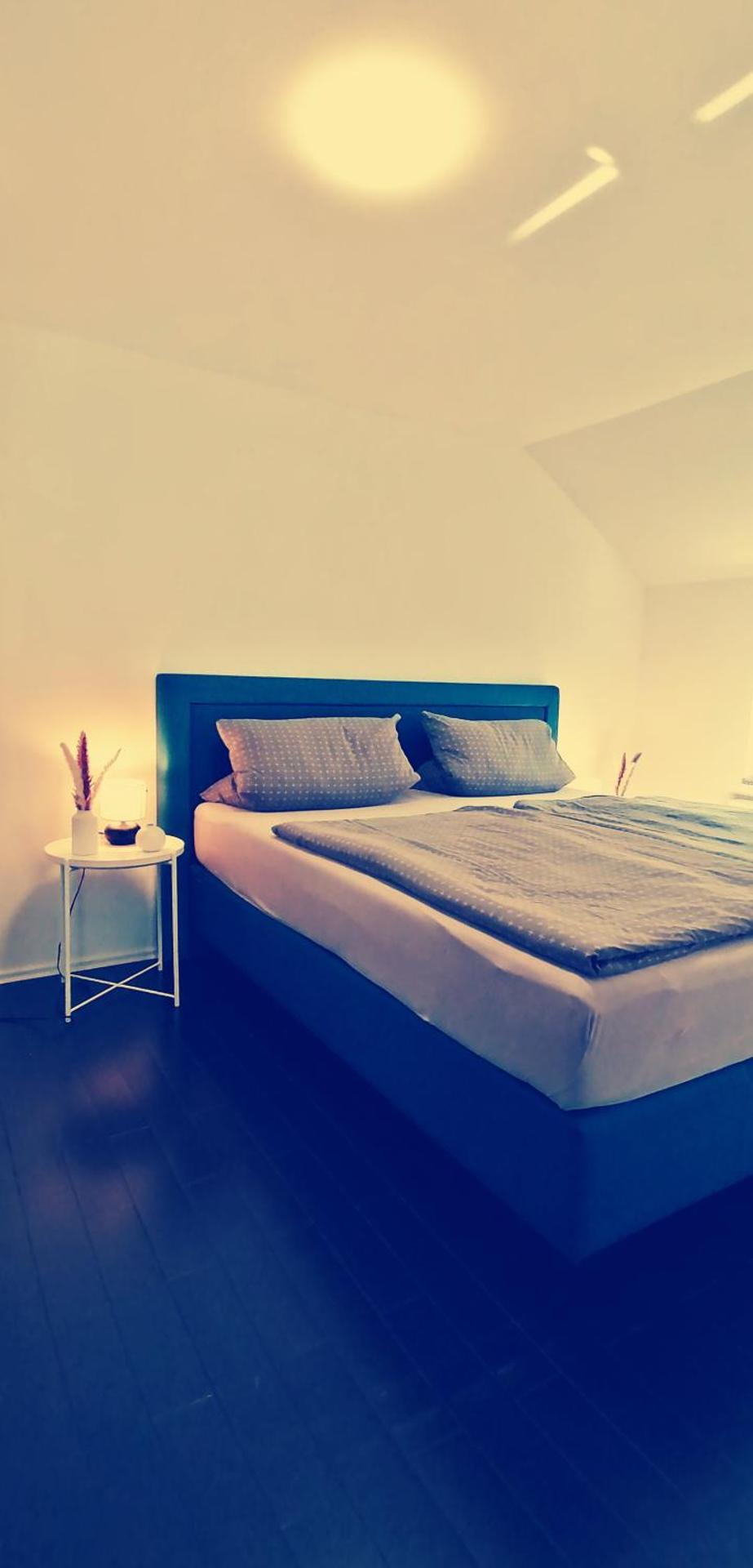 SLEEP WELL Apartments DETMOLD - Tempur Beds- NEU - Top Lage - Free parking - WIFI
