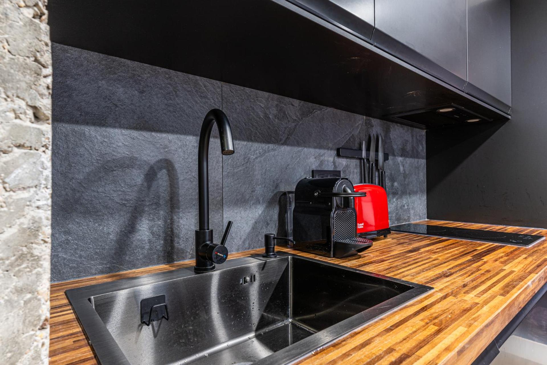 VR OBREGON APARTMENTS