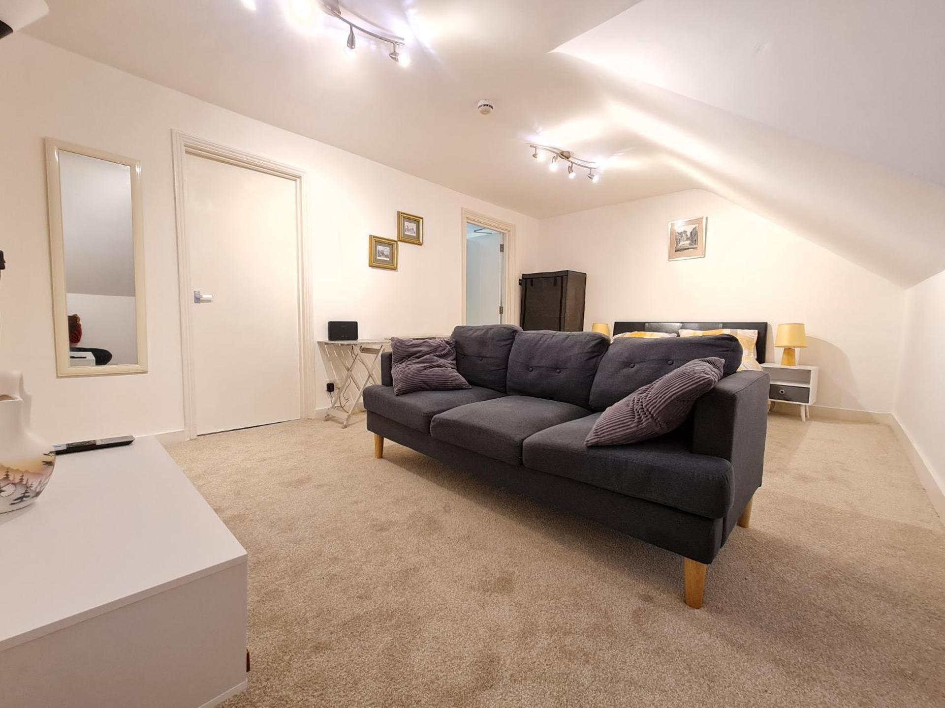 Cosy Studio Apartment in Town Centre