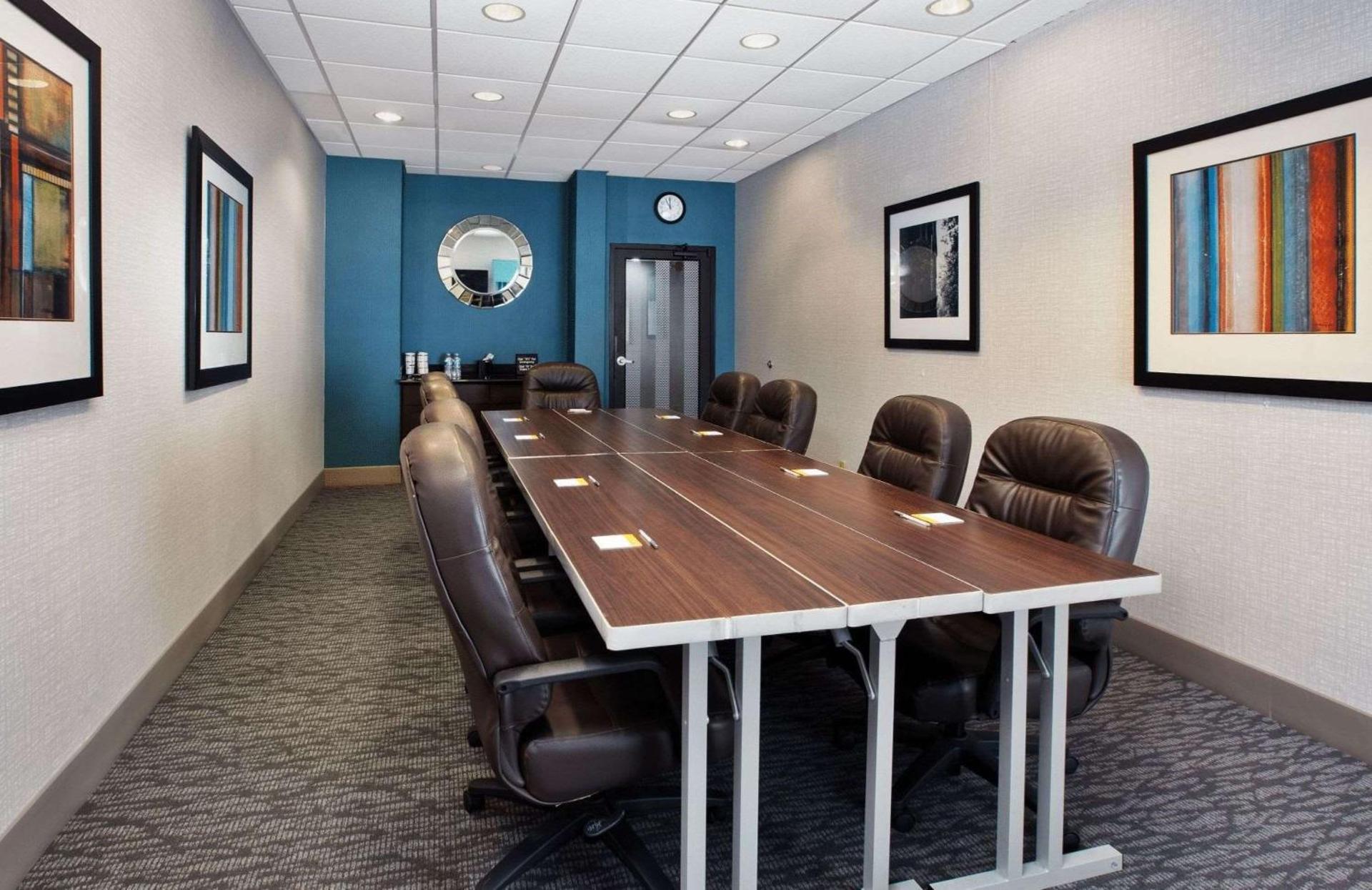 Meeting/conference room