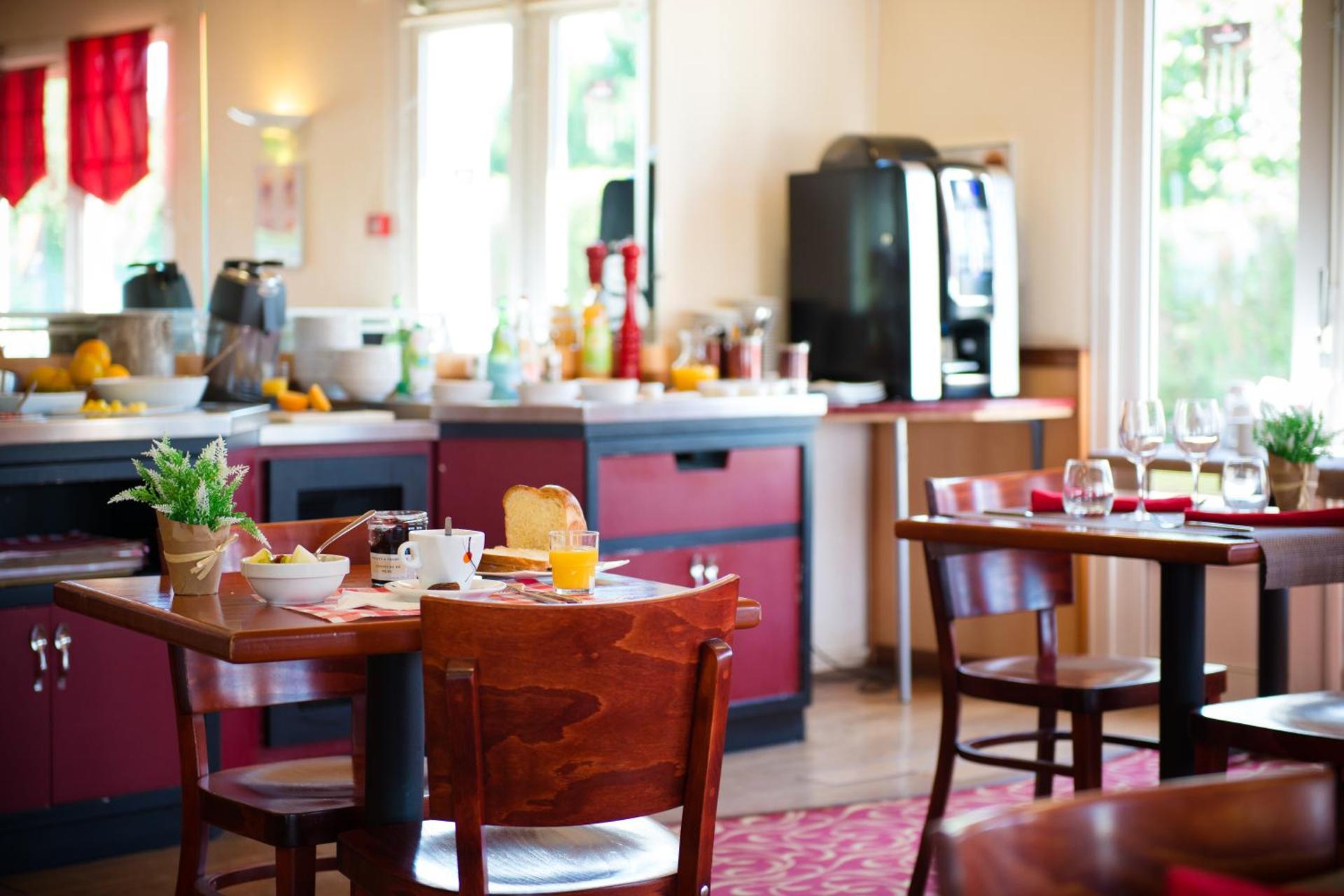 Brit Hotel Blois - Le Préma