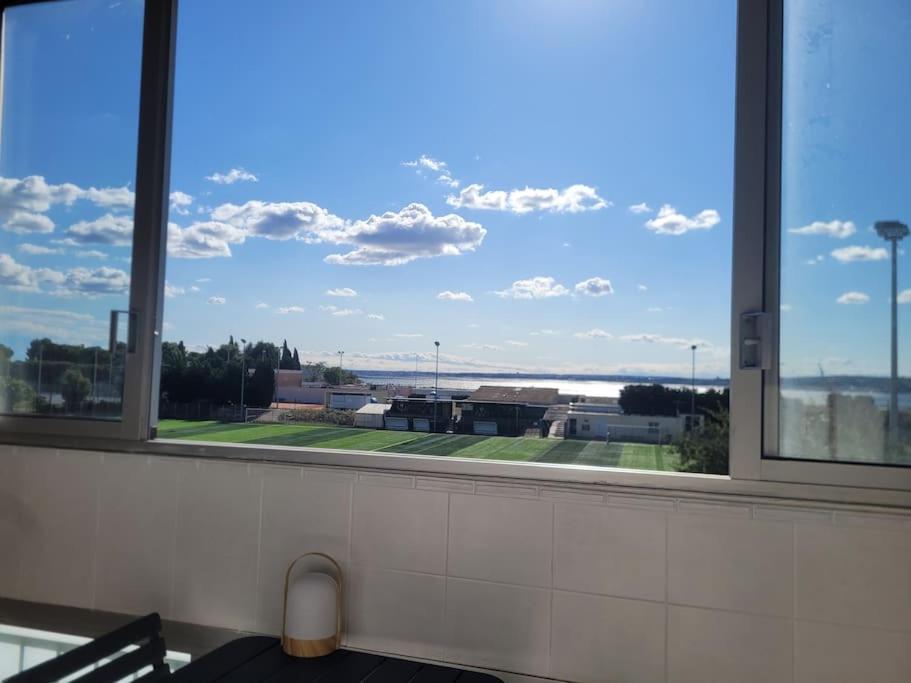 La tête dans les nuages