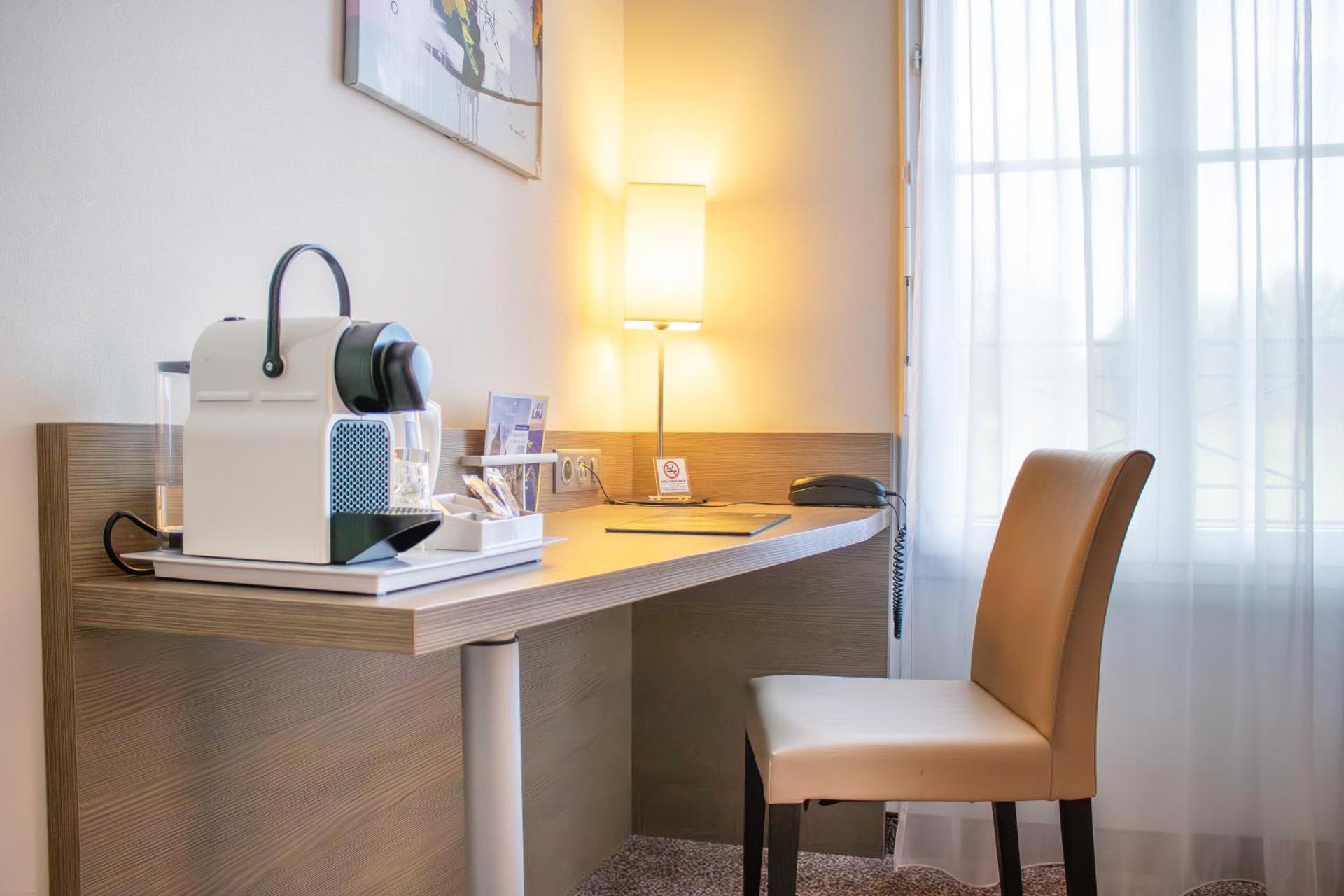 Brit Hotel Châteaudun