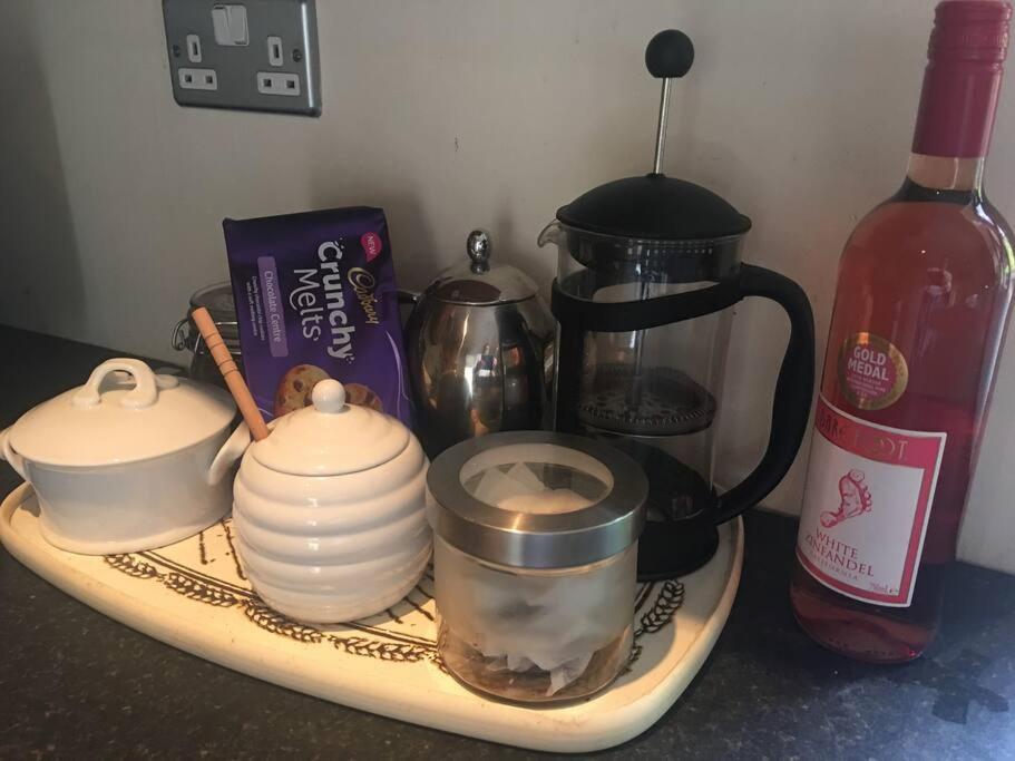 Elegant Townhouse steps from historic Birr Castle