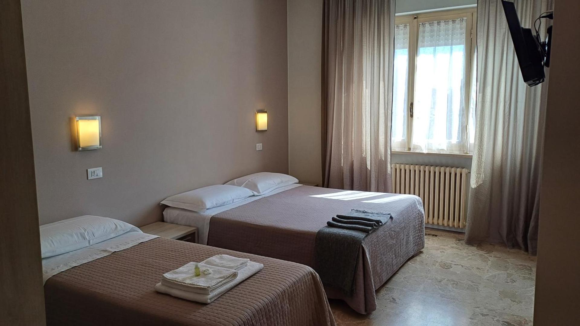 Quadruple Room with Private Bathroom