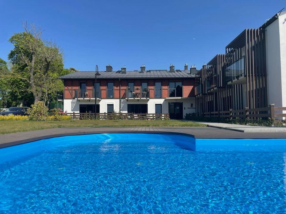 Blue Waves Apartament Trzęsacz z podgrzewanym basenem