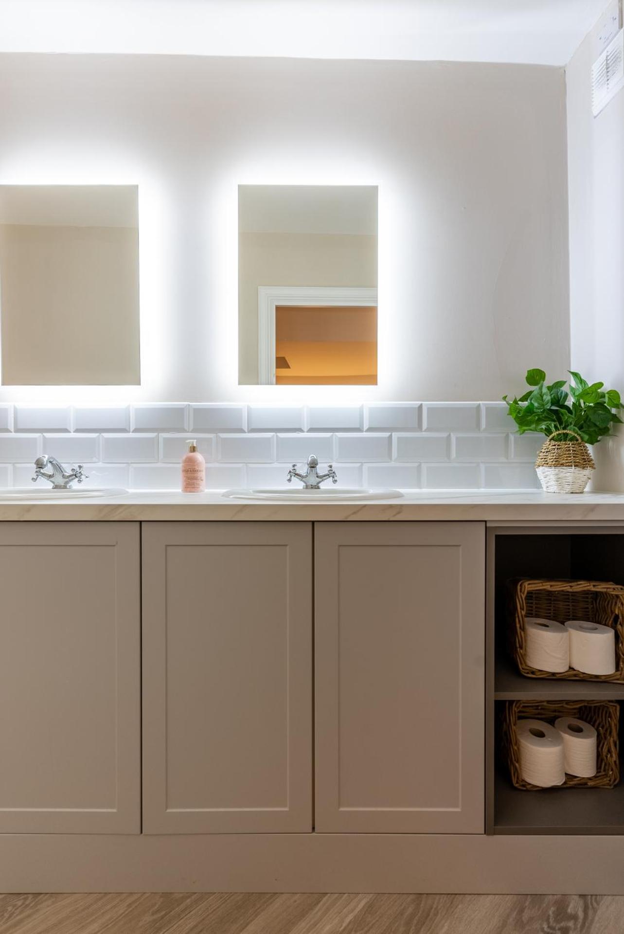 Brand New Riverside Apartment