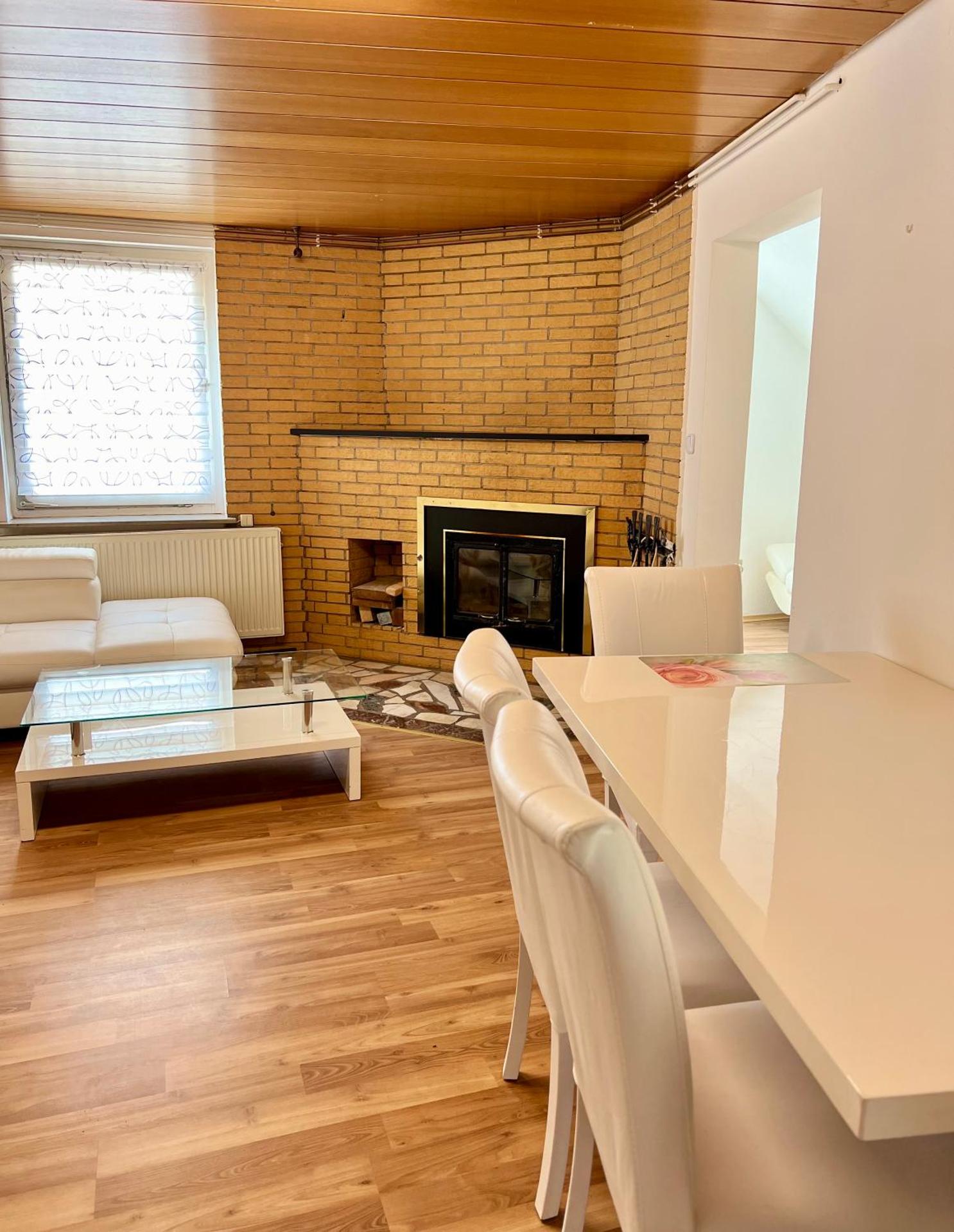 Messe Apartment in Laatzen mit kostenlosen Parkplätz