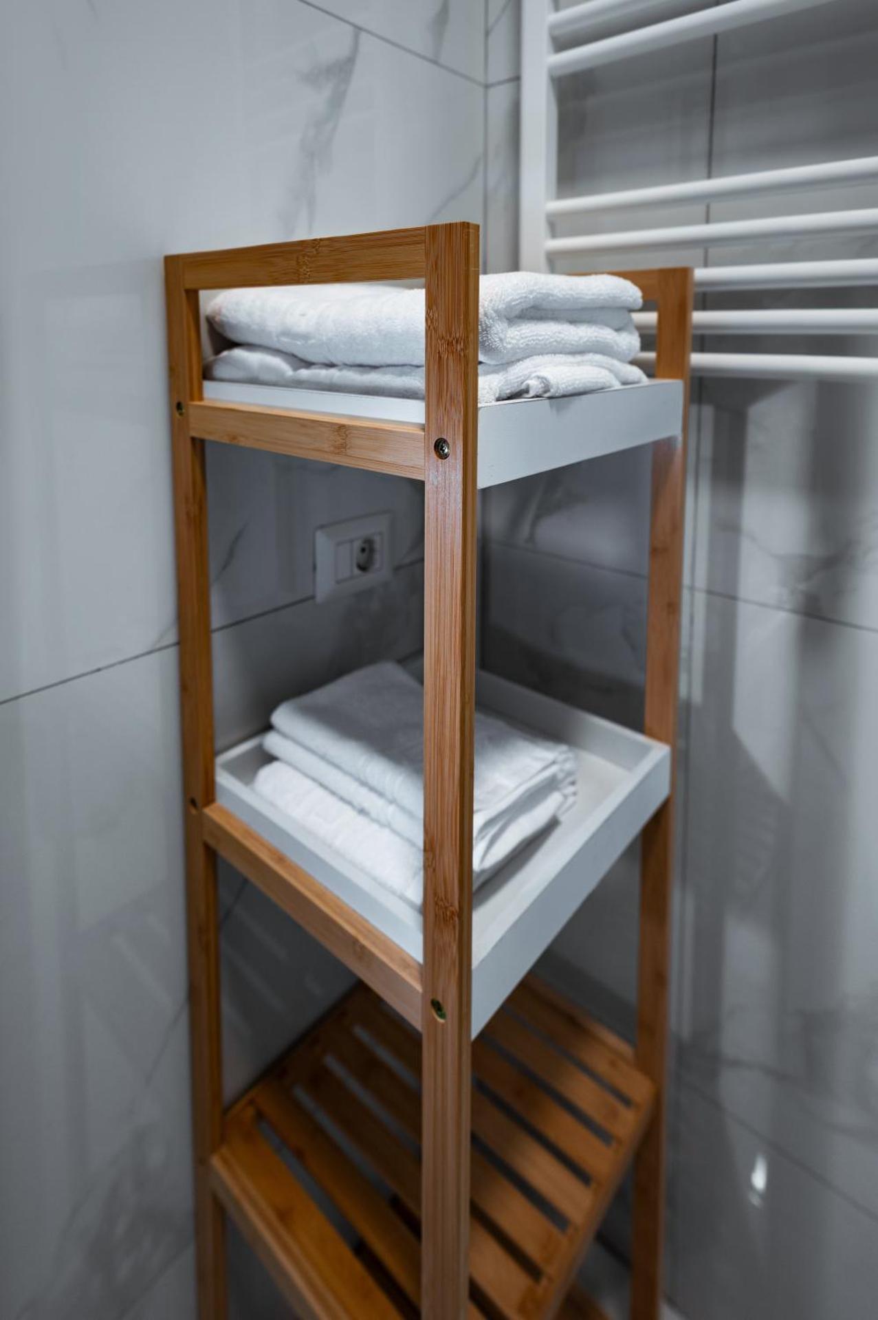 Escape Studio Pollux Militari