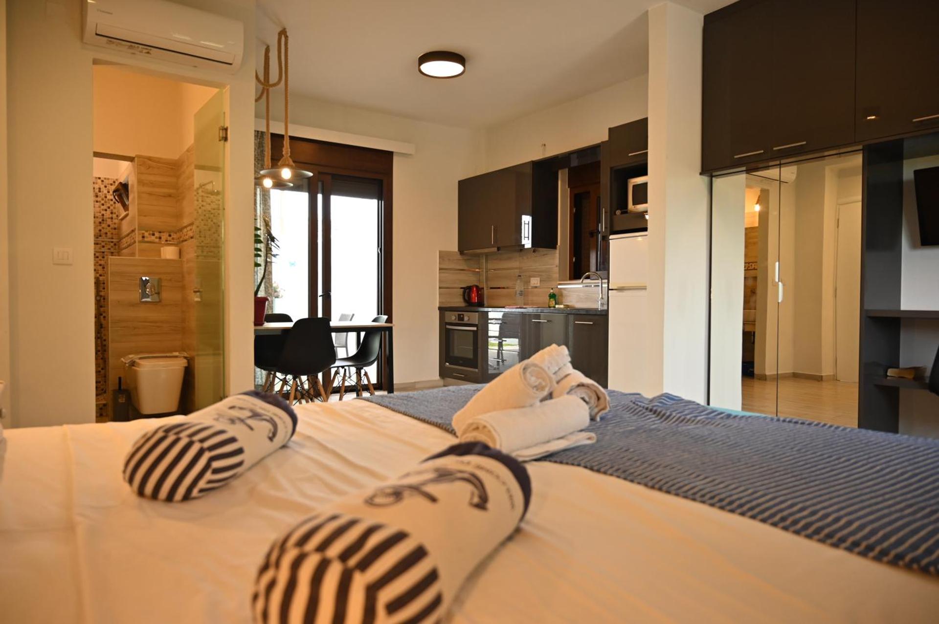 small studio for 2 with view