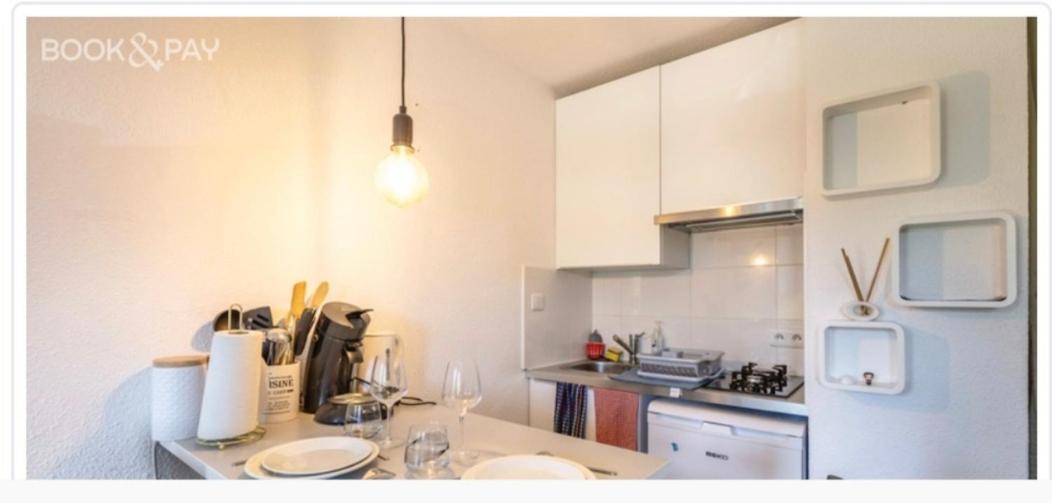 STUDIO COSY ISARD P2000