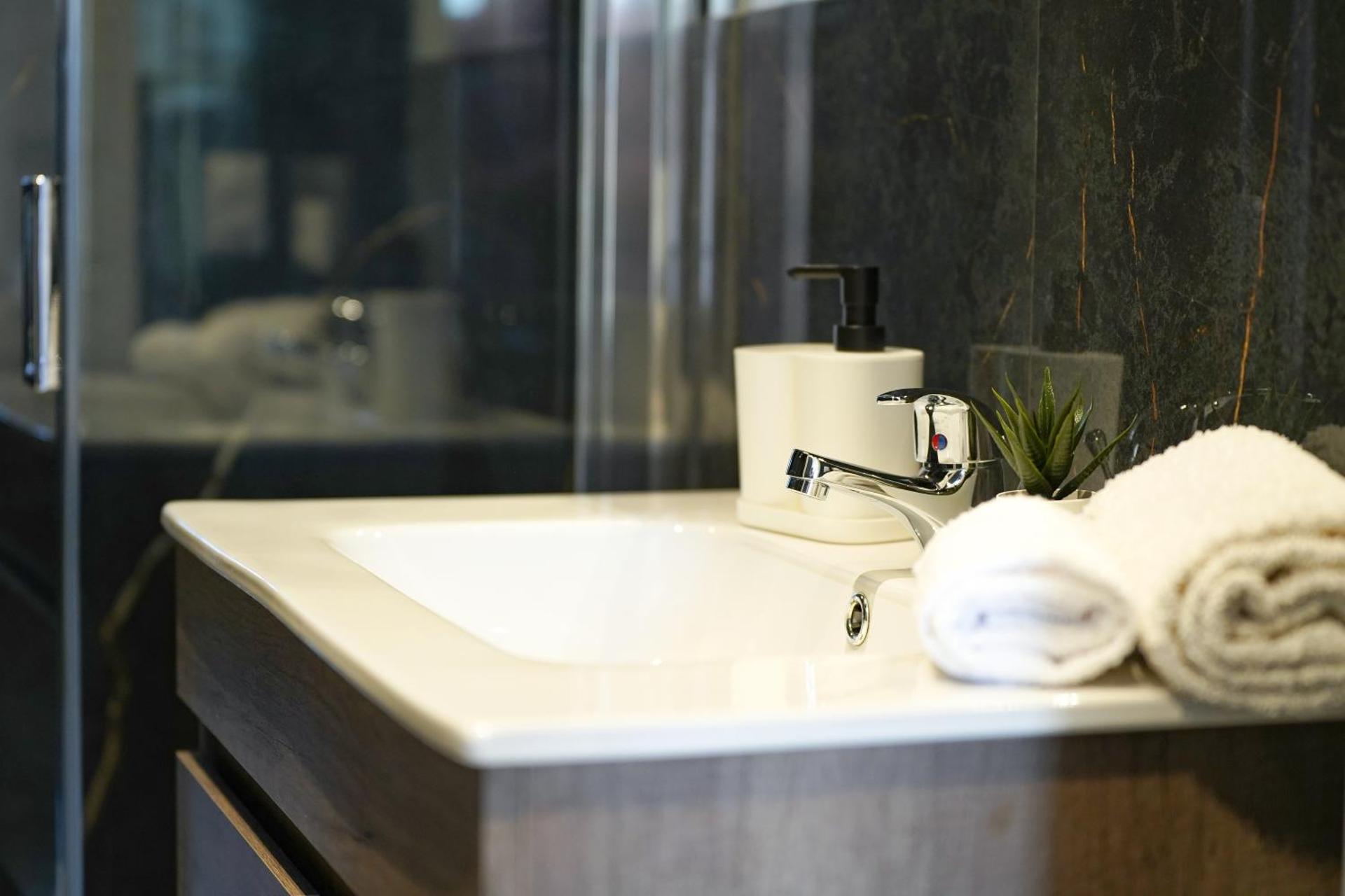 Appartamento Ottanio- Quattro Canti 200 mt