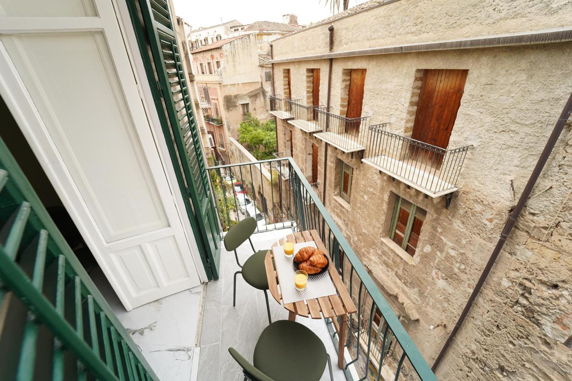 Quattro Canti 200 mt- Appartamento Salvia