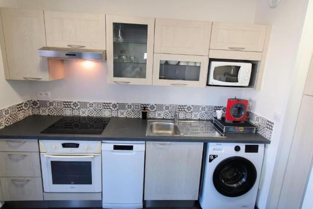 Orly Express - Confort à Deux Pas de l'Aéroport