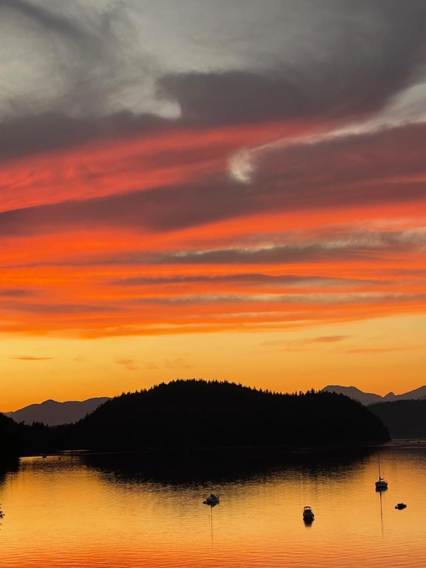 Gracies Grotto Cabin