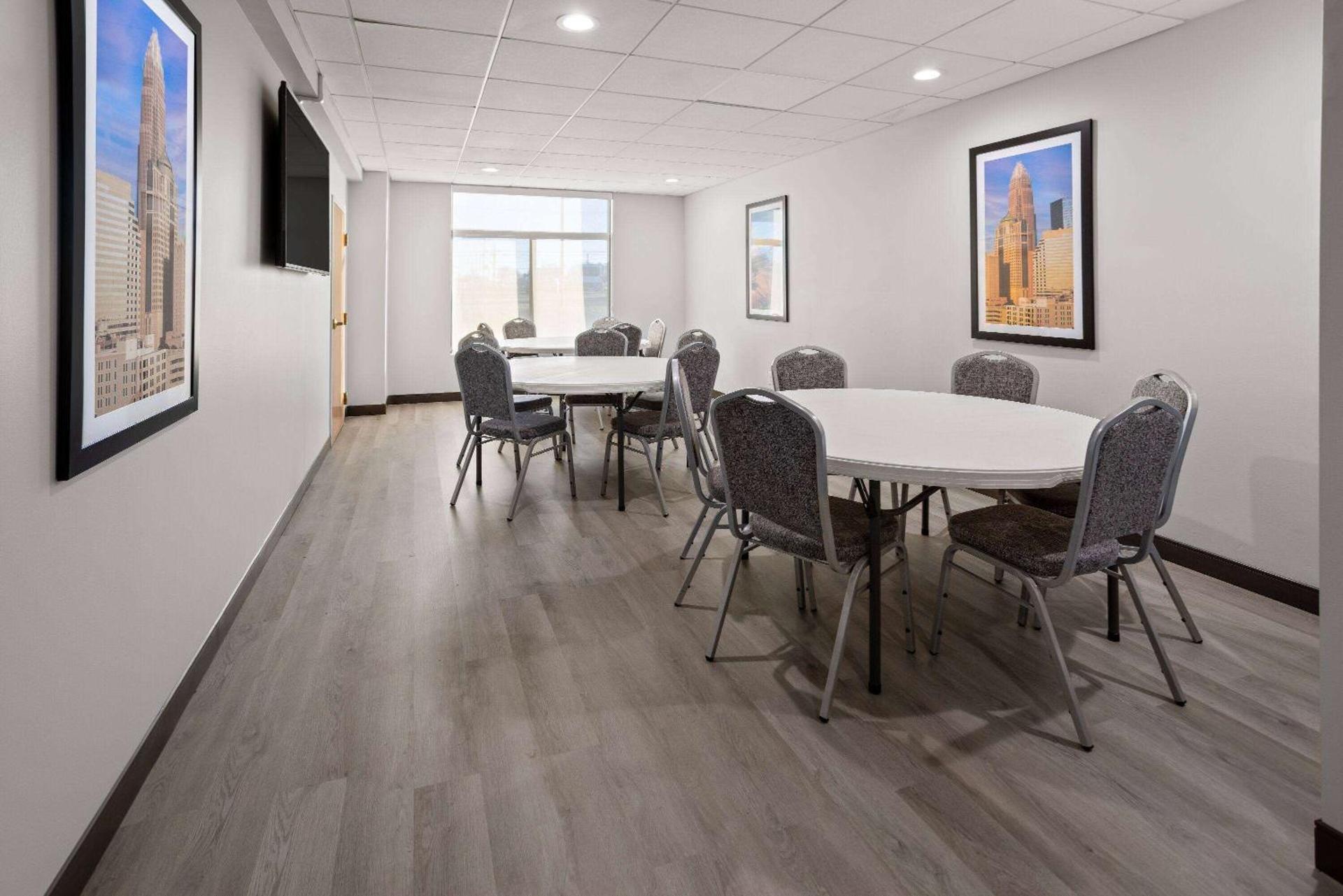 Meeting/conference room