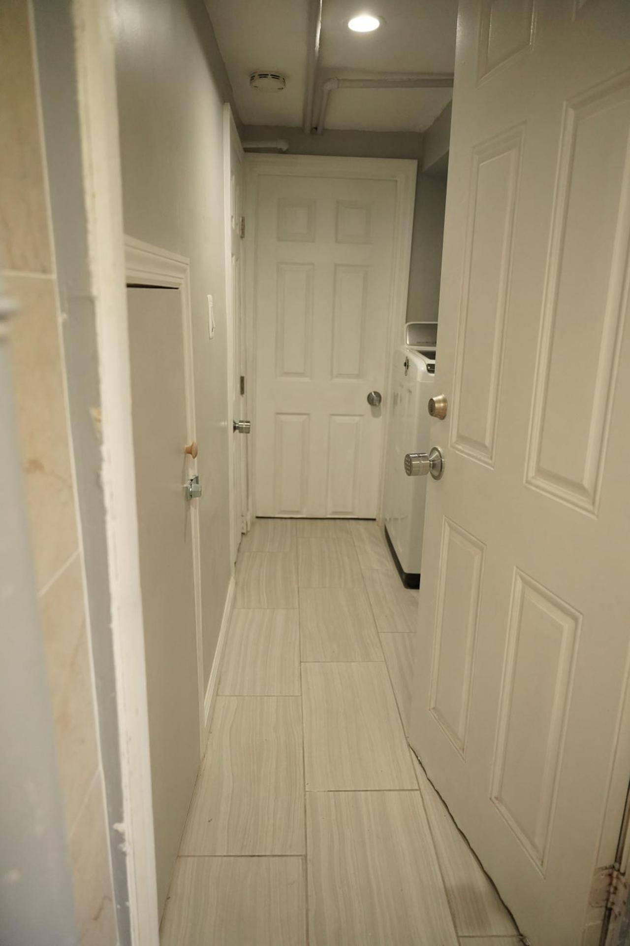 Cozy 2 Bedroom In A Lovely Forest Hills Neighborhood