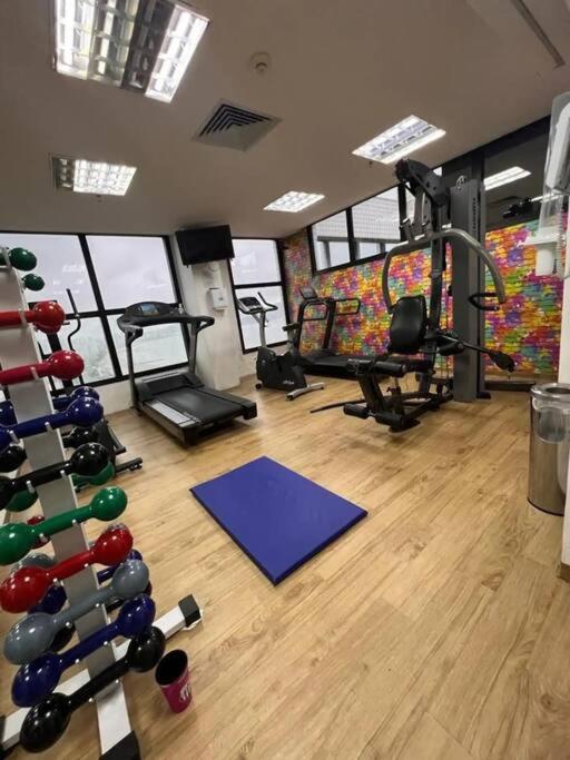 Flat moderno com vista para o mar e varanda!