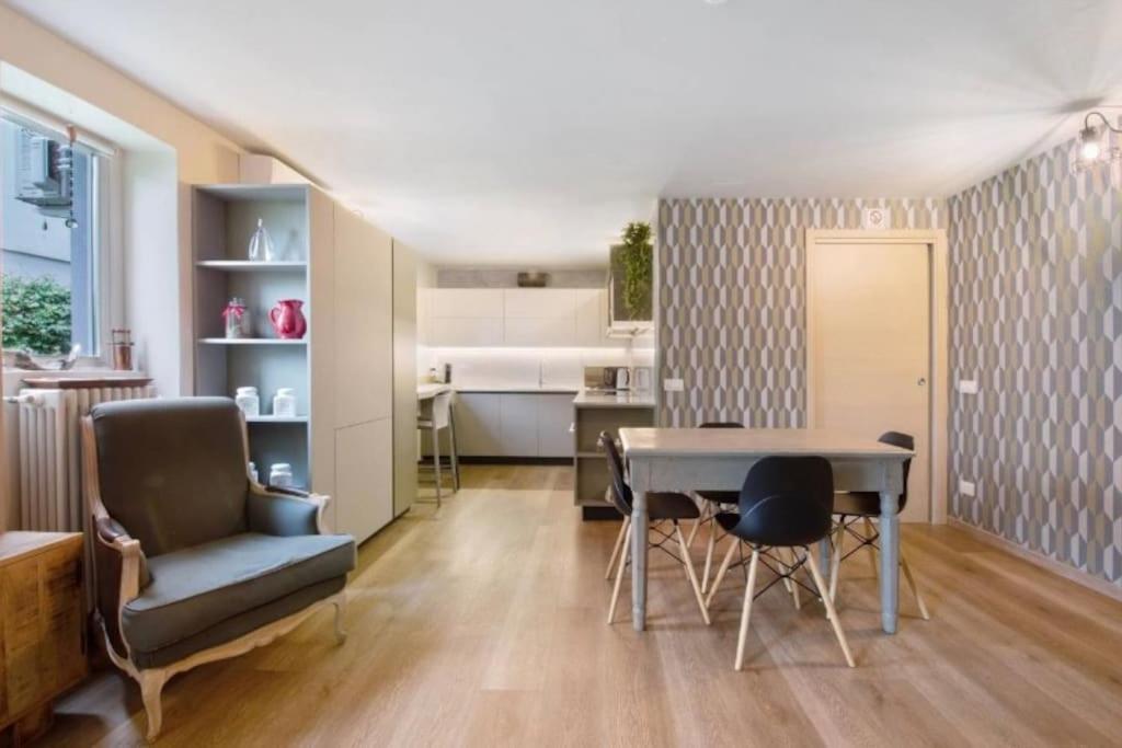 Aloha Lake Apartments