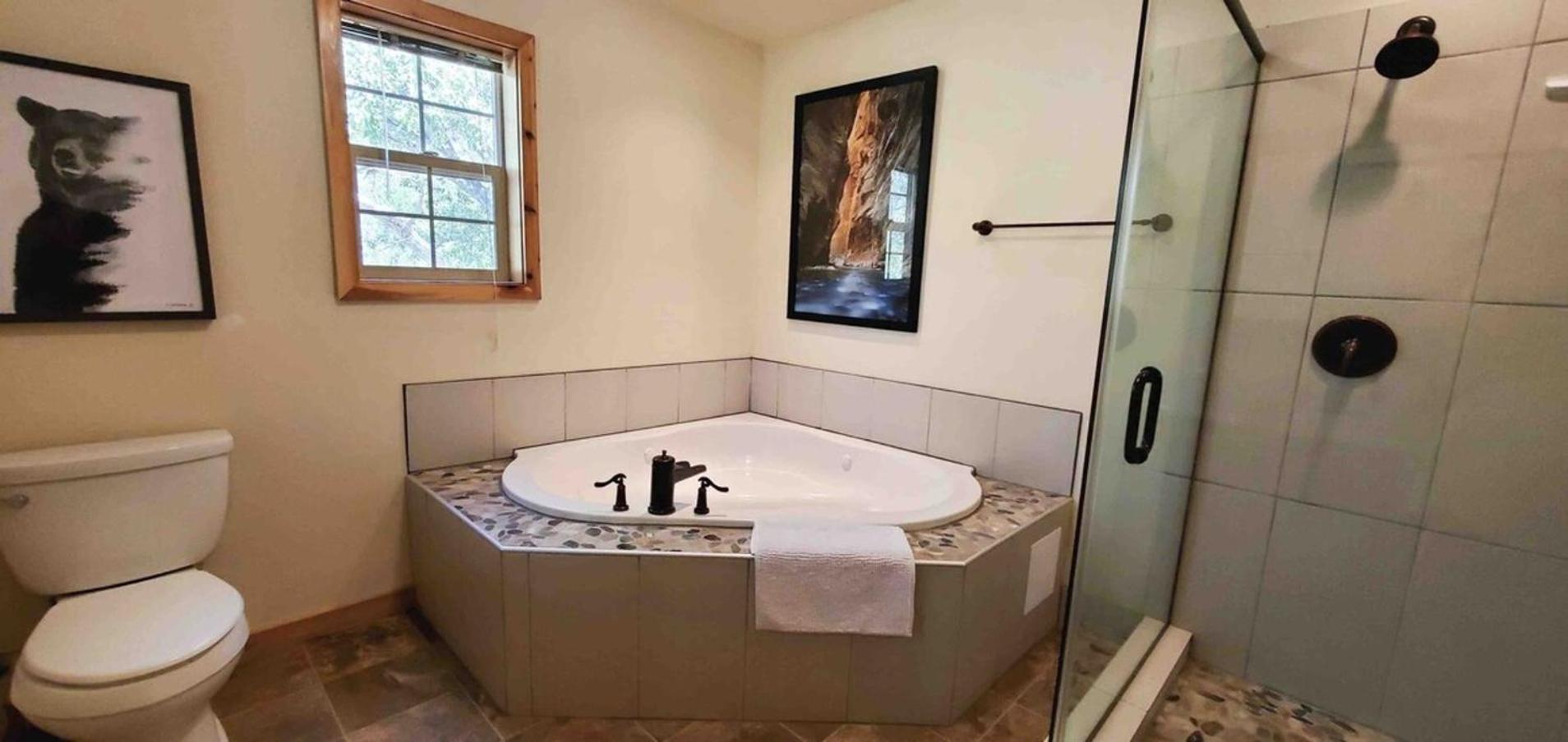 Virgin River Retreat East Zion & Bryce