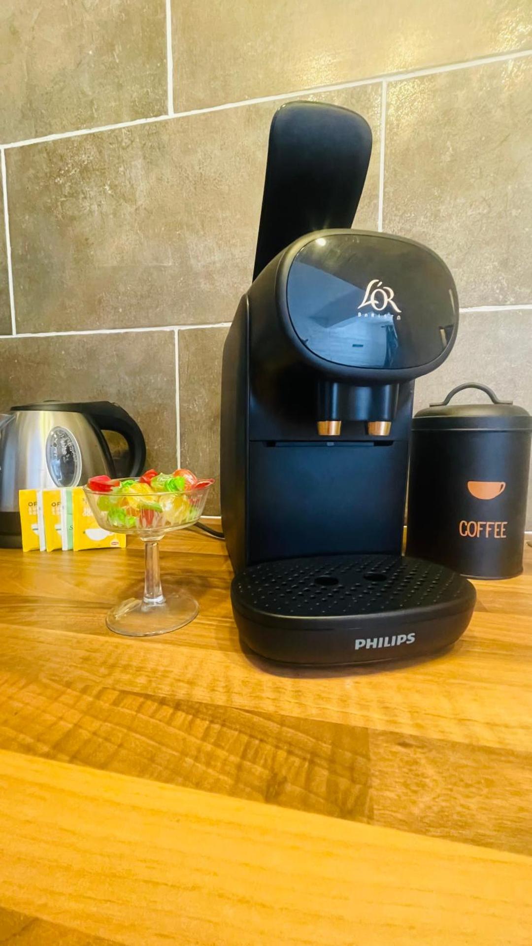 Coffee/tea facilities