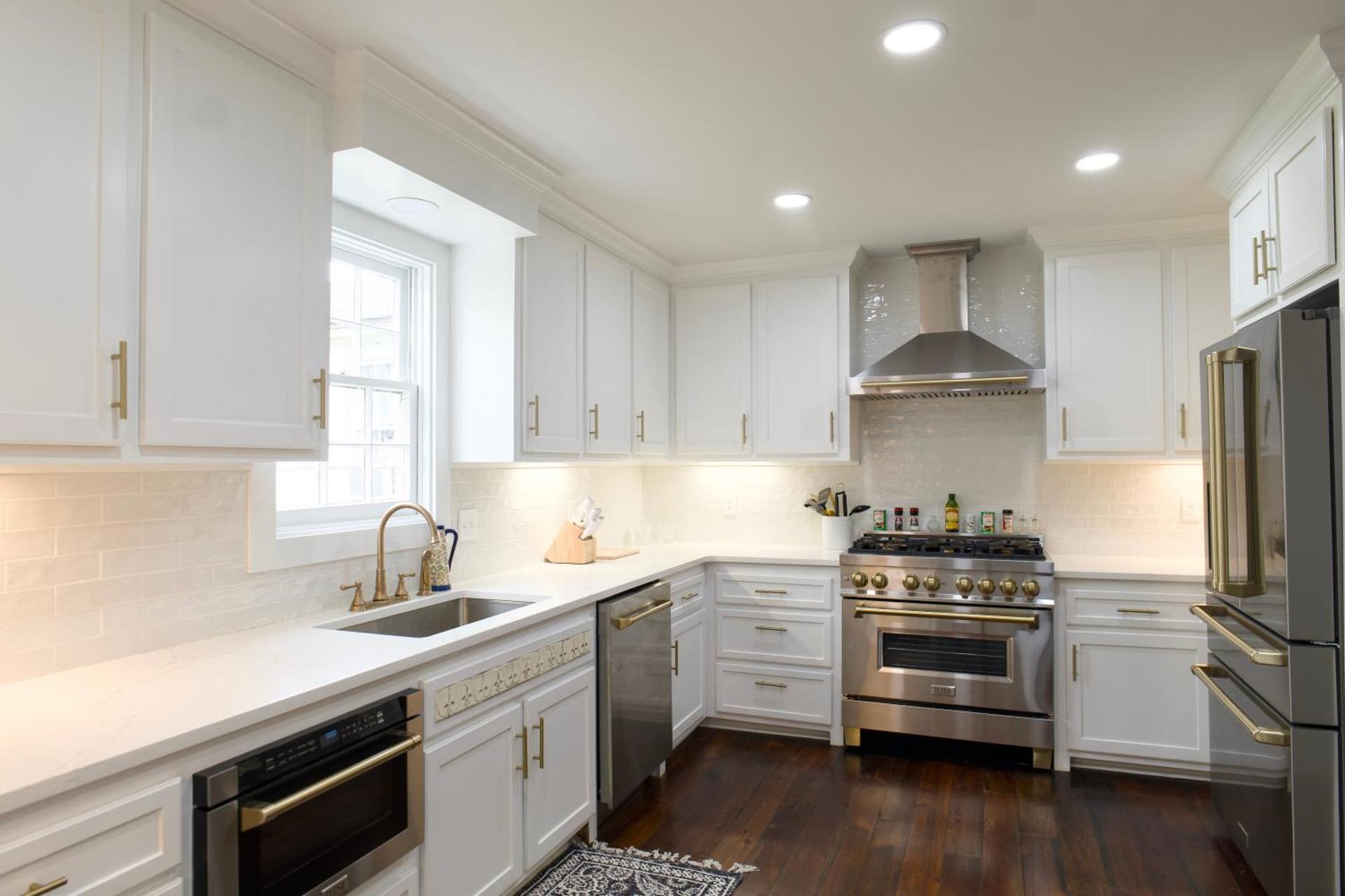 Borum House - 3 Bed, 2 & Half Bath, Full Kitchen, Heart of Downtown Natchez