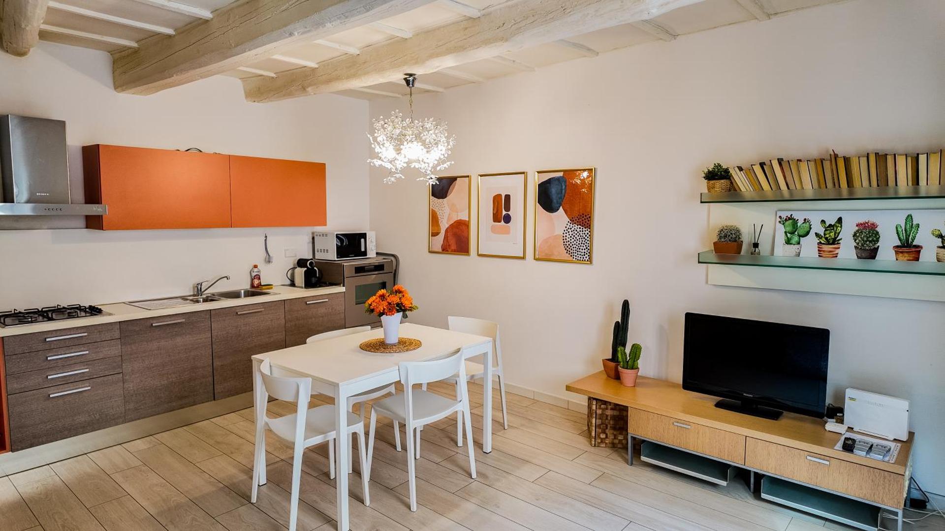 Kitchen or kitchenette