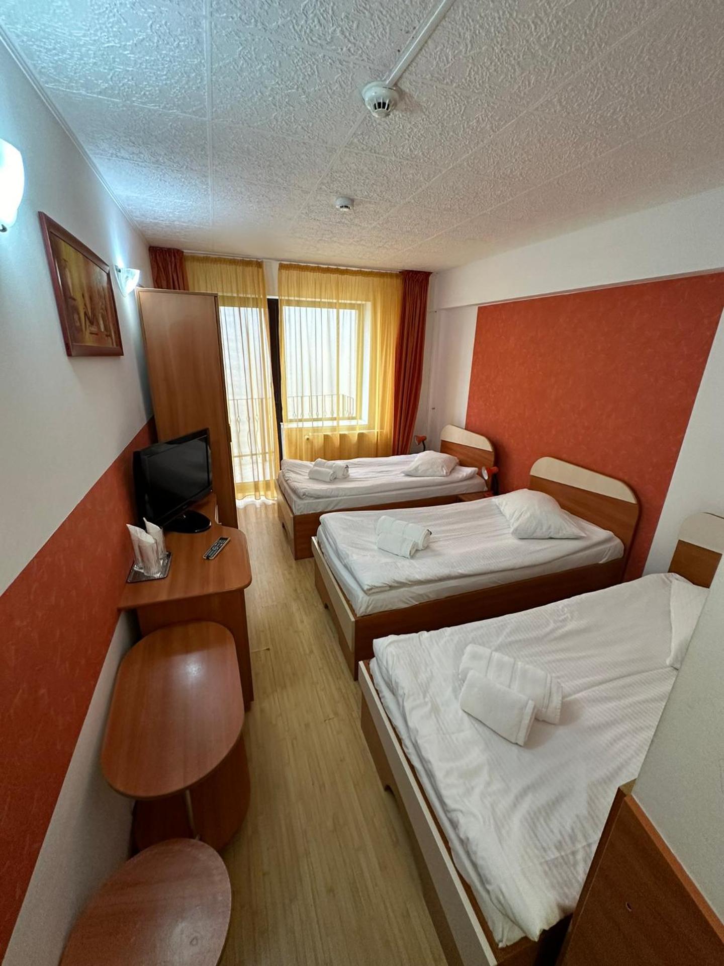 restaurant motel dolorean