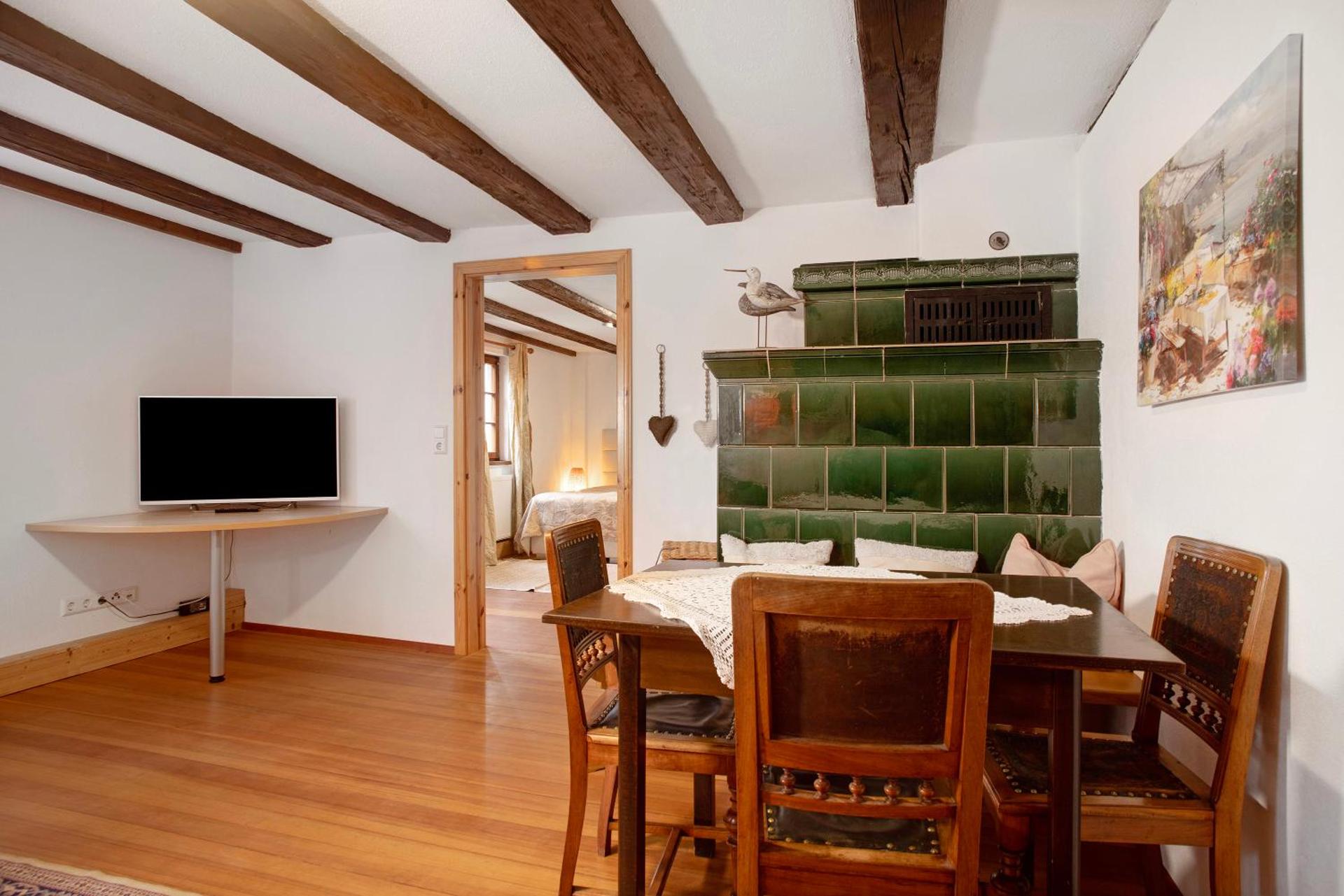 Superior One-Bedroom Apartment