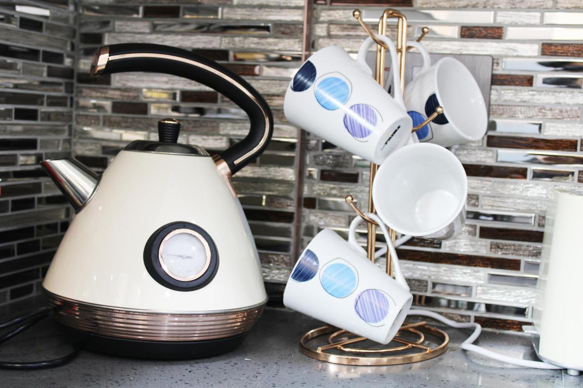 Coffee/tea facilities