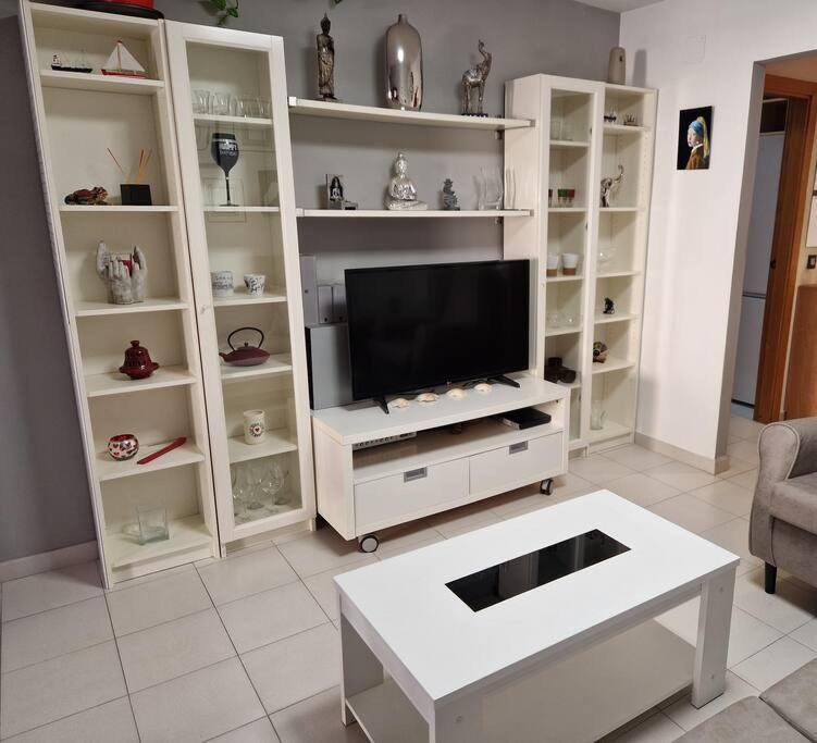 Communal lounge/ TV room