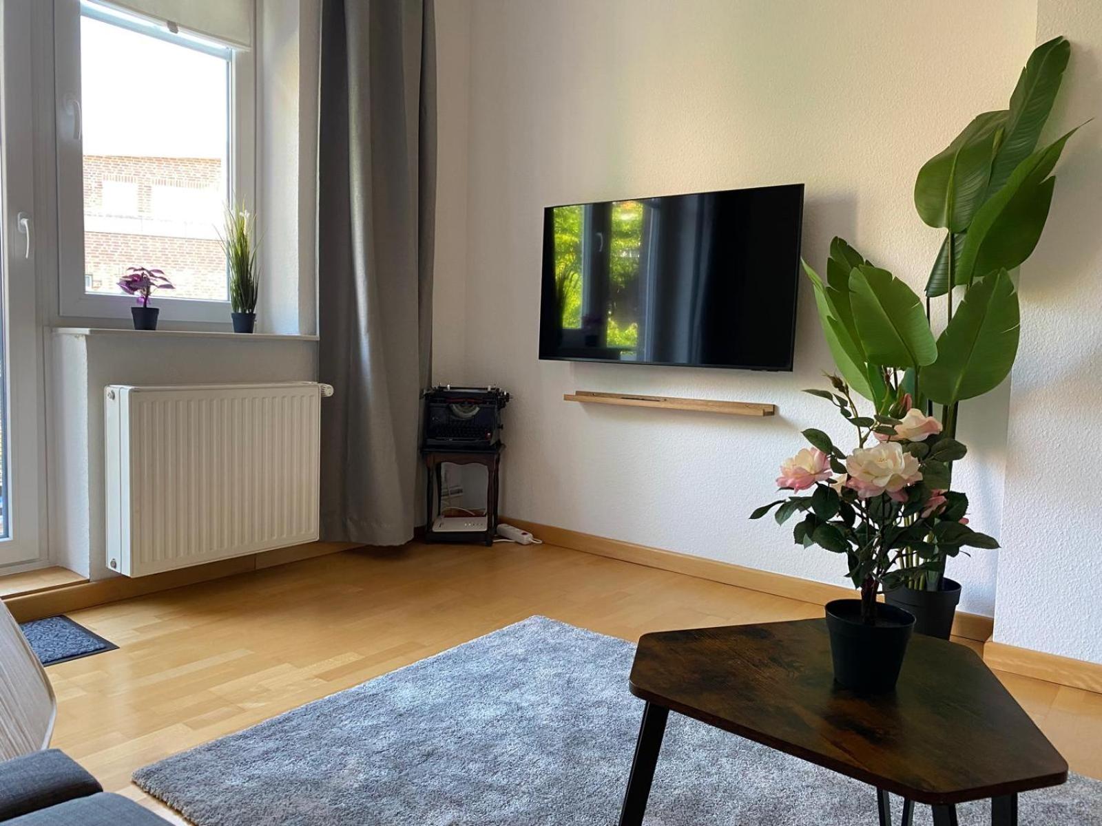 Communal lounge/ TV room