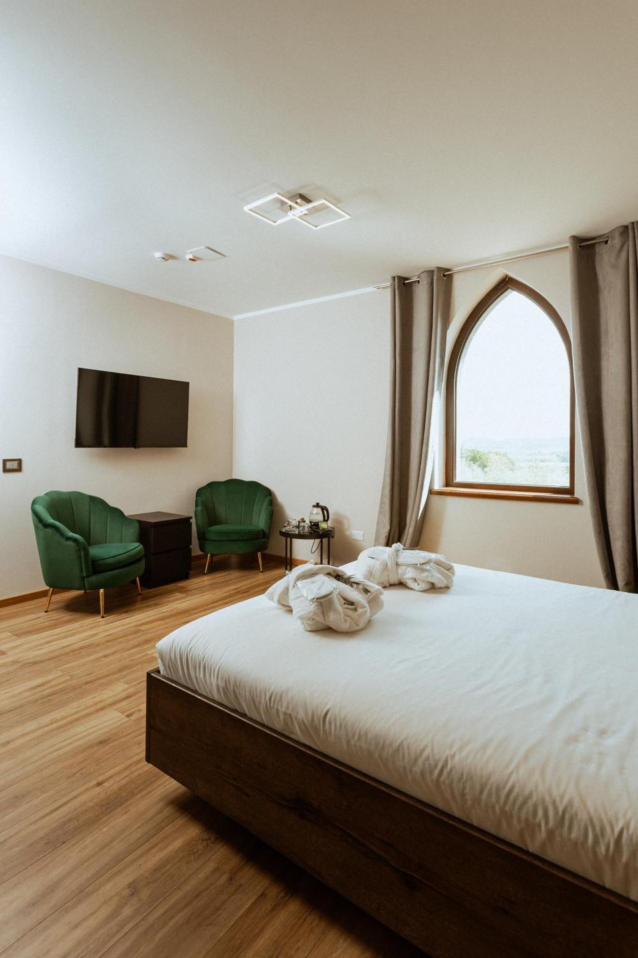 Suite with Spa Access