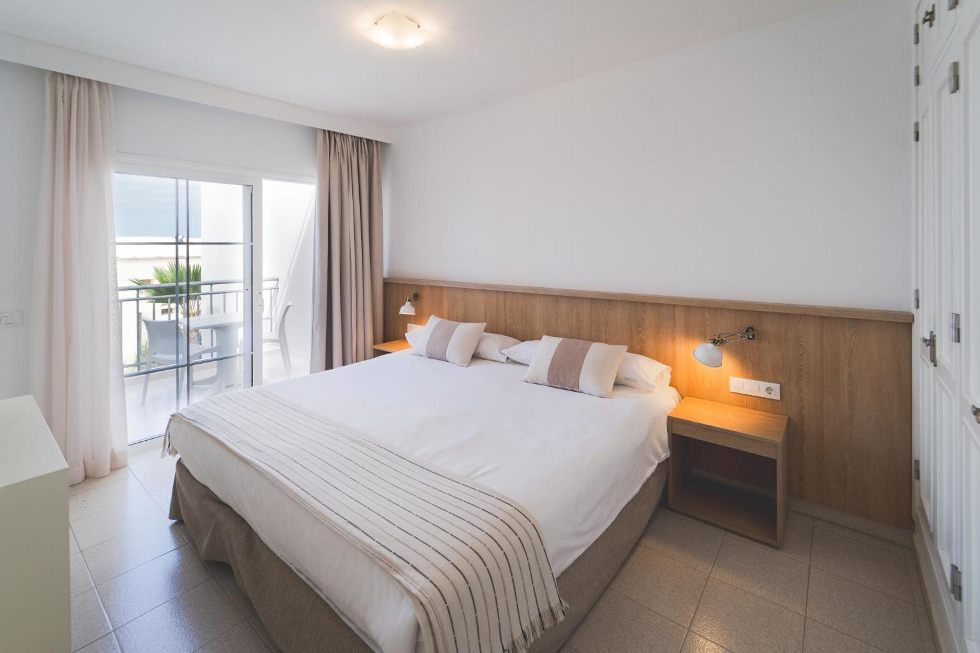 Two-Bedroom Villa with Private Pool (6 Paxes)