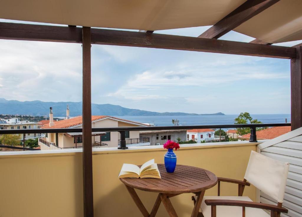 Malvasia Corner Studios - ex Romeo's House