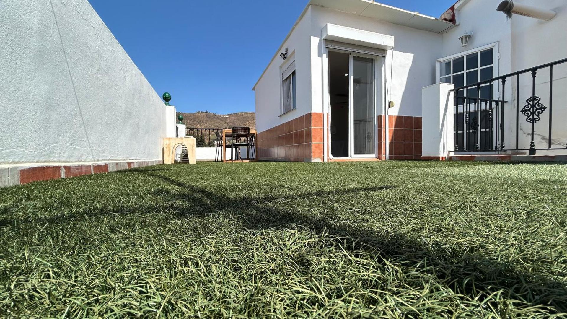 Piso con gran terraza en malaga arenas