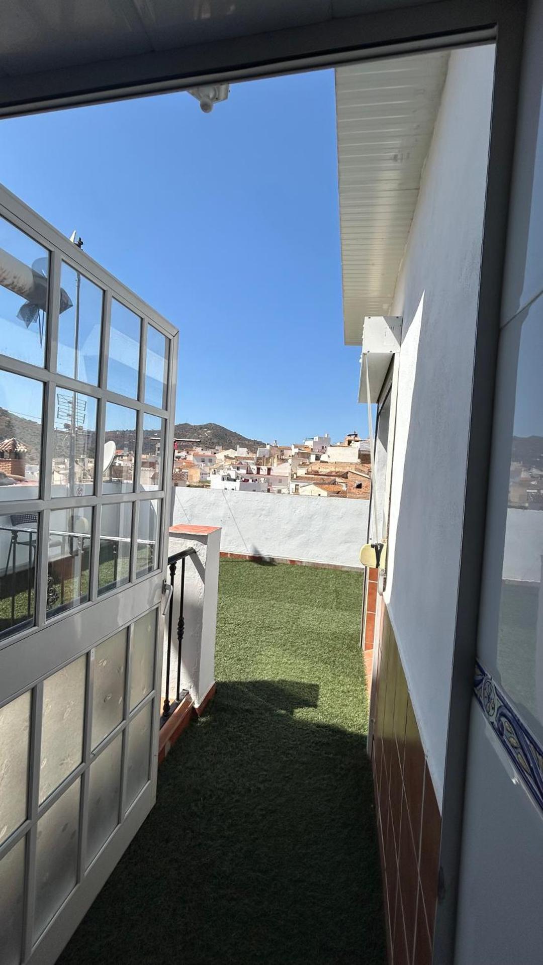 Piso con gran terraza en malaga arenas