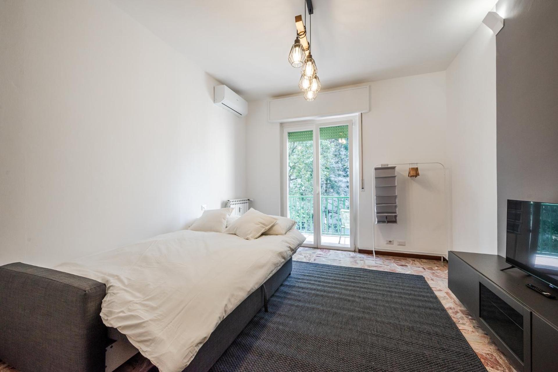 Casa Torino 101, Camere a Rozzano - Forum Assago a 7 minuti, Ospedale Humanitas a 5 minuti - SmartStay Rozzano