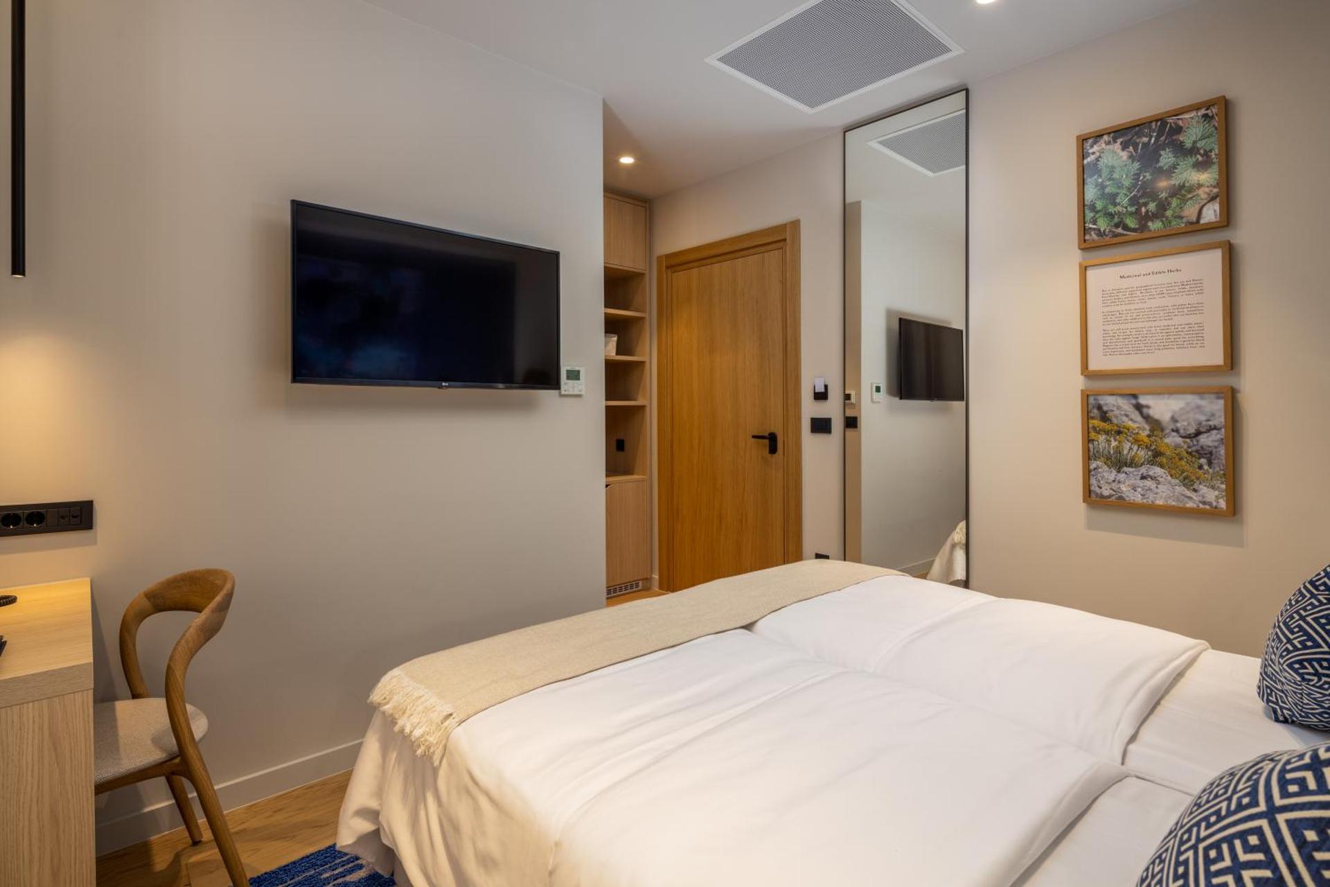 Emotheo Heritage Hotel