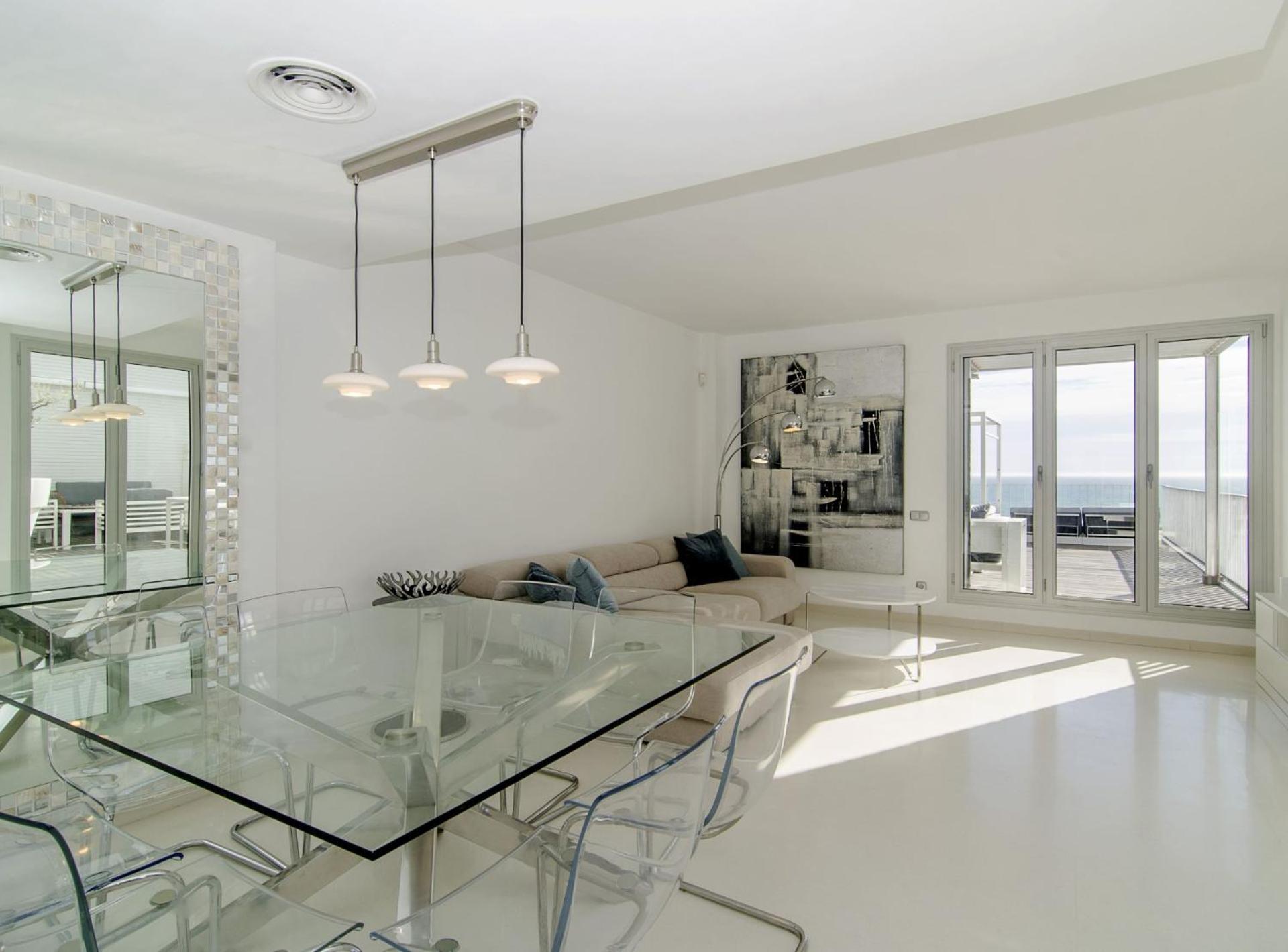 Duplex vistas mar con piscina