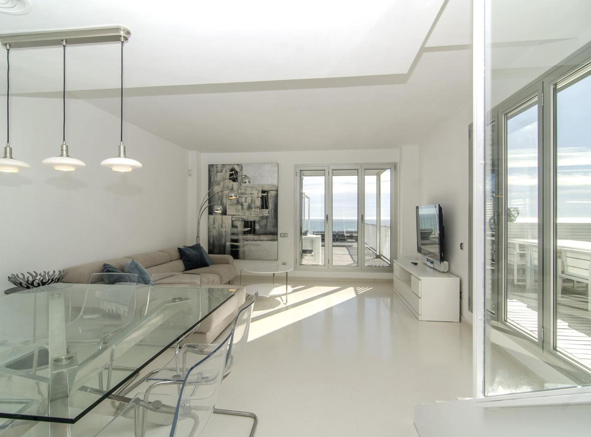 Duplex vistas mar con piscina