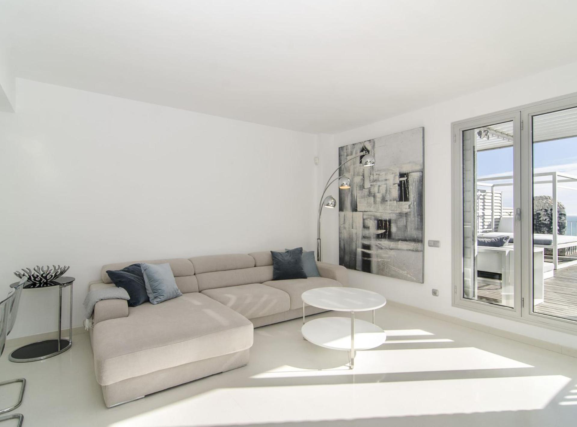 Duplex vistas mar con piscina