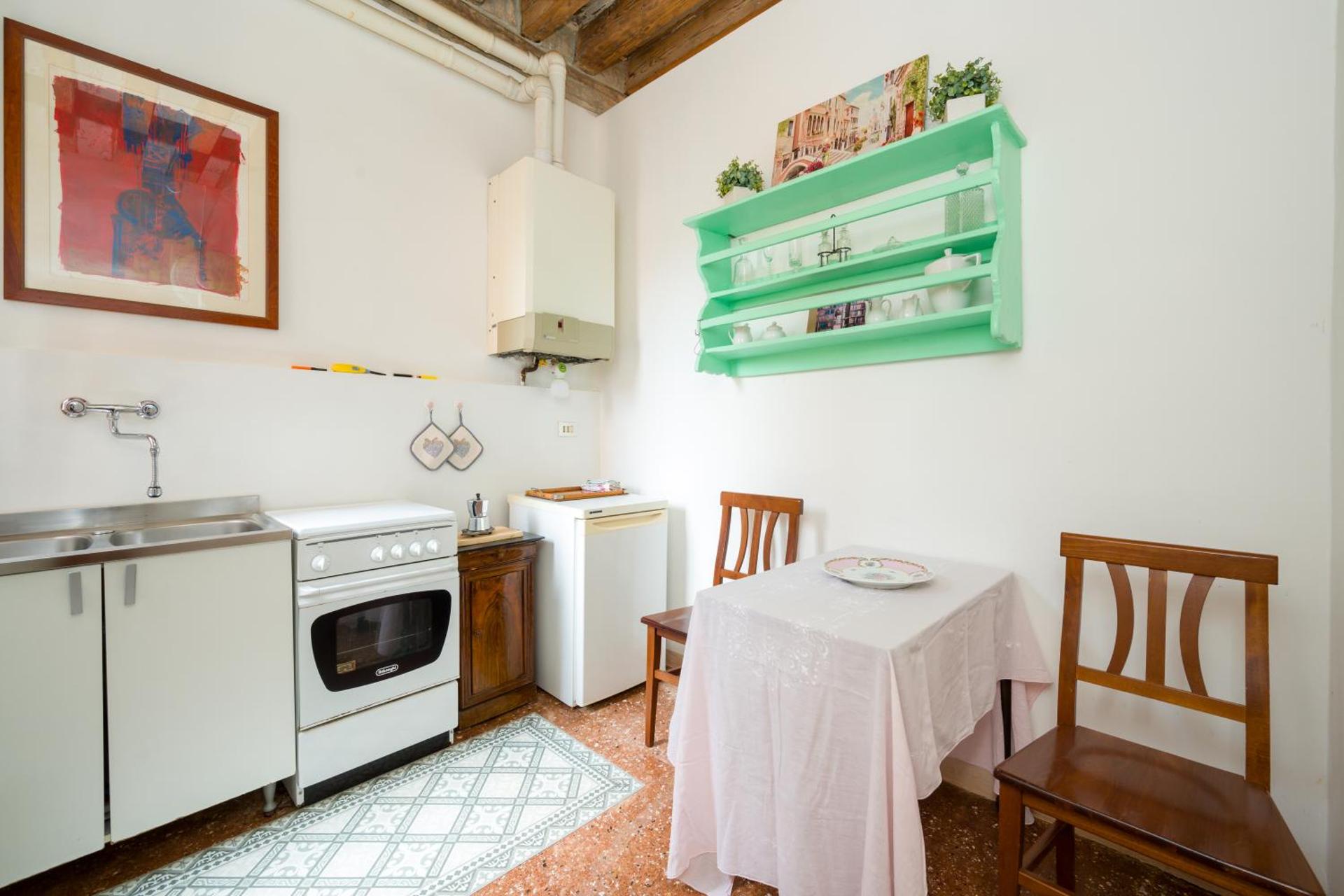 Kitchen or kitchenette